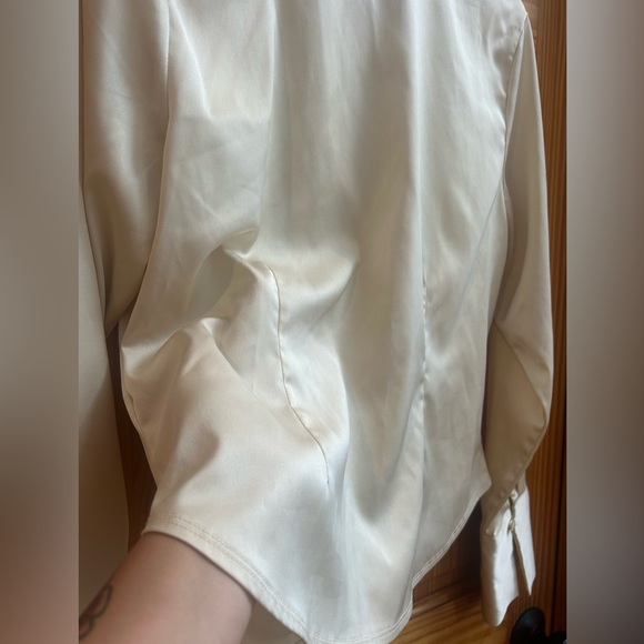 Abercrombie & Fitch Cream Button-Down Shirt - Picture 5 of 6
